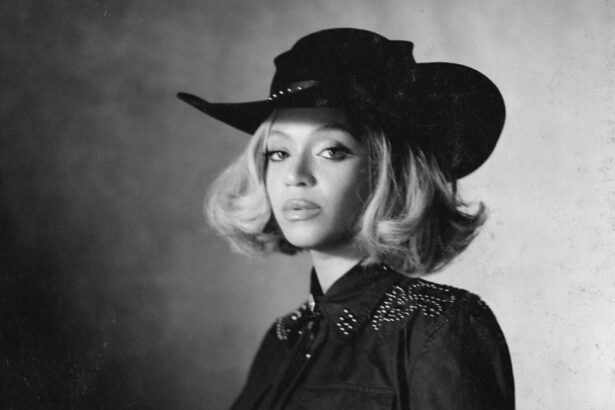 Beyoncé Reigns For Fourth Time On Streaming Songs Chart With 'Texas Hold 'Em'