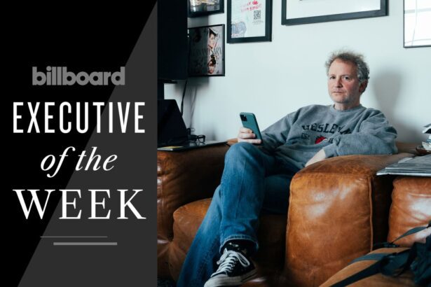 How Warner Records' 'No Bulls—' A&R Strategy Helped Benson Boone Reach Hot 100 Milestone