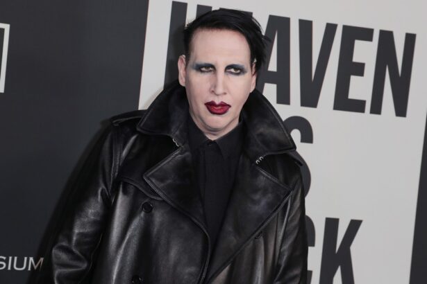Marilyn Manson completed community service for blowing his nose at a videographer
