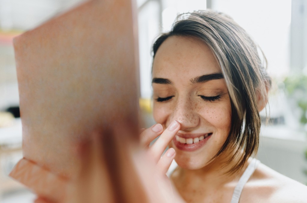 7 Top Pen Freckles That Will Give You a Natural Sun-kissed Look