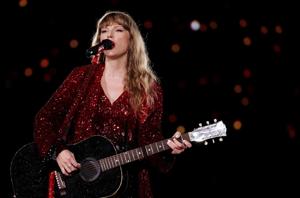 Watch Taylor Swift Perform 'I Can See You' in Disney+ 'Eras ​​Tour' Clip