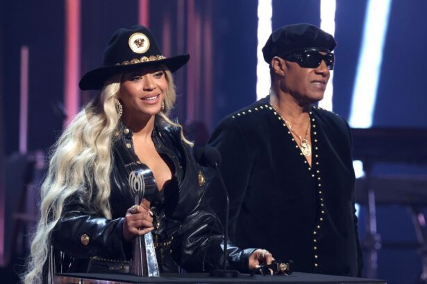 Watch Beyoncé Accept the Innovator Award at the 2024 iHeartRadio Music Awards