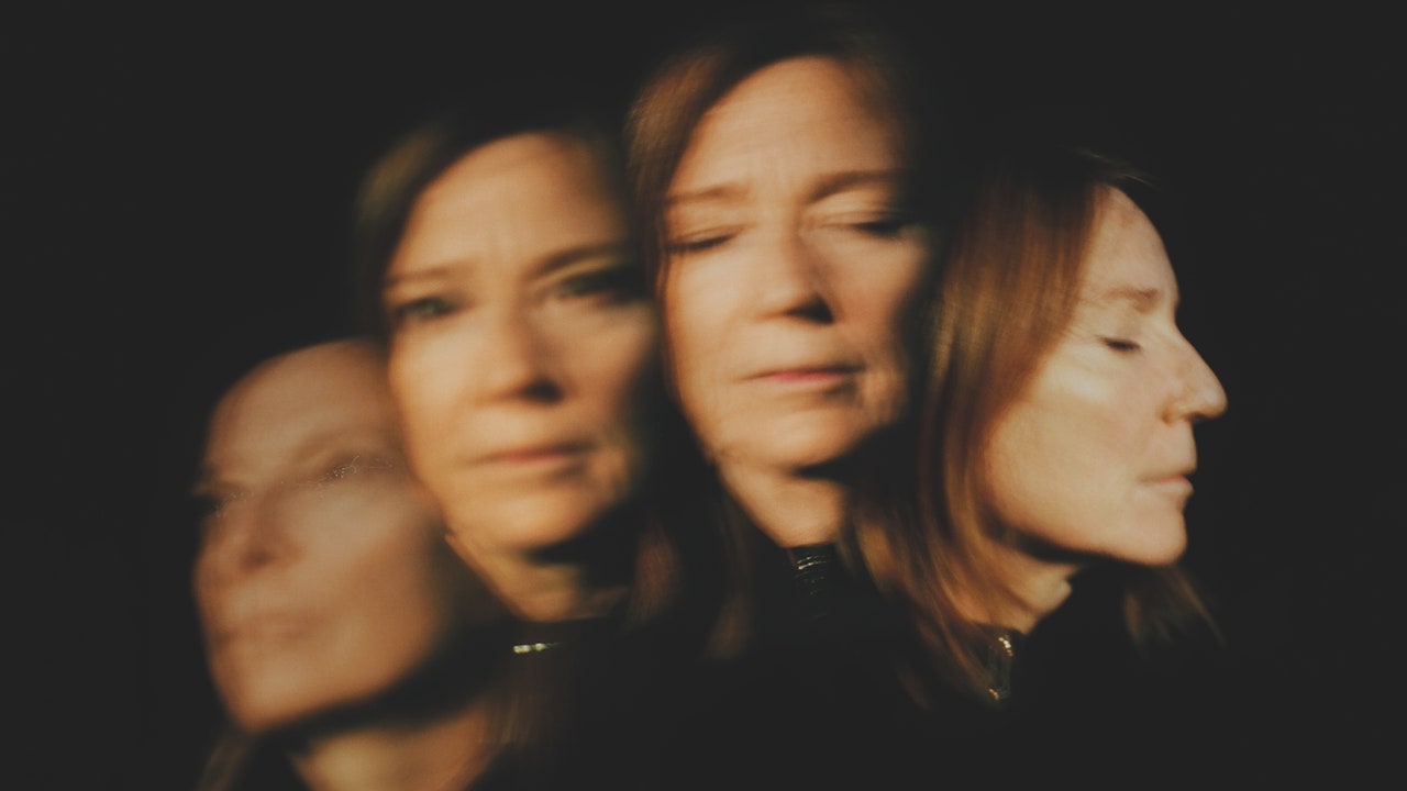 Beth Gibbons: Lives Outgrown