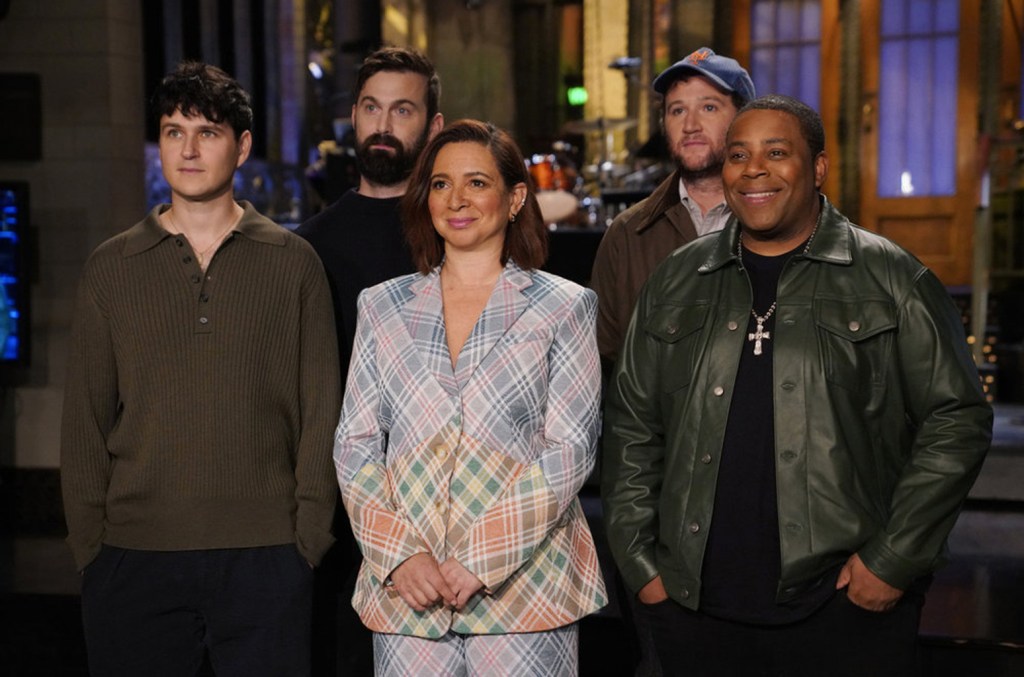 Ever wonder how Vampire Weekend got their name?  These Maya Rudolph 'SNL' promotions certainly won't help