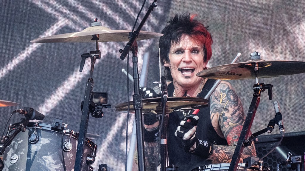 Tommy Lee wins verdict in 2003 helicopter sexual assault lawsuit