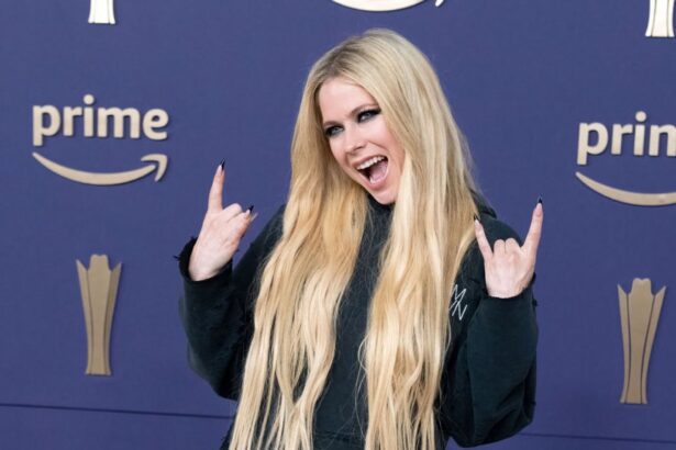 In Canada: Avril Lavigne appointed to the Order of Canada