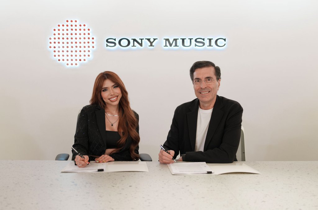 Influencer-Trans-Singer Yeri Mua signs with Sony Music Mexico