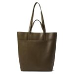 Madewell's Leather Tote: The ultimate everyday accessory