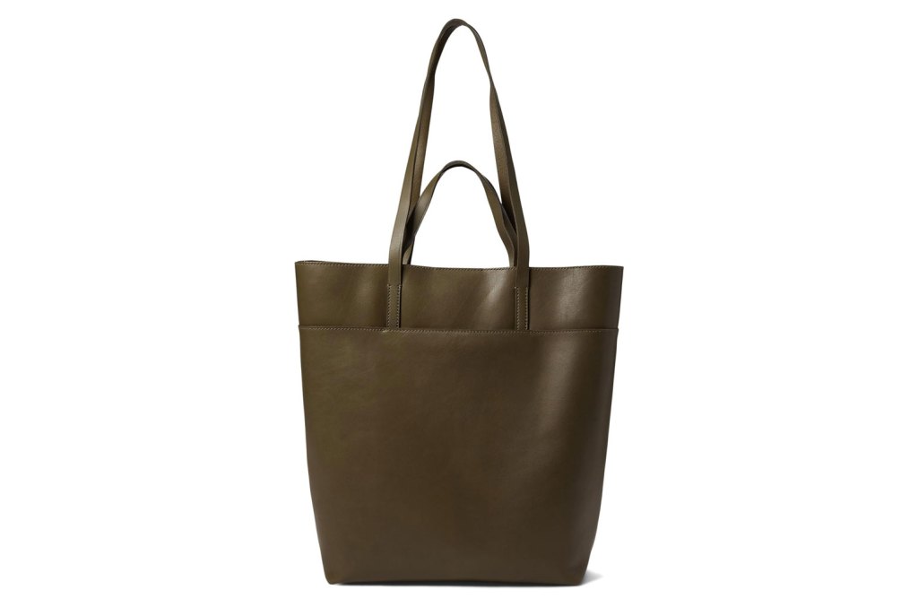 Madewell's Leather Tote: The ultimate everyday accessory