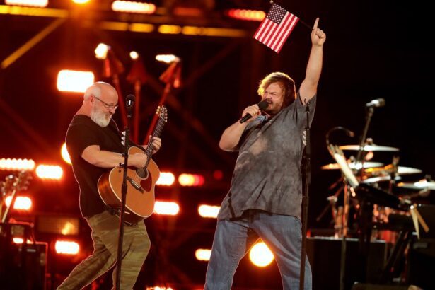 Tenacious D to Play Rock the Vote Concerts Ahead of 2024 US Presidential Election