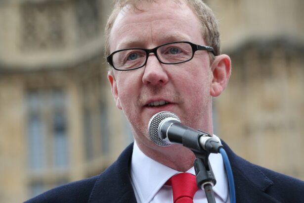 Blur's Dave Rowntree has lost his bid to become a UK MP