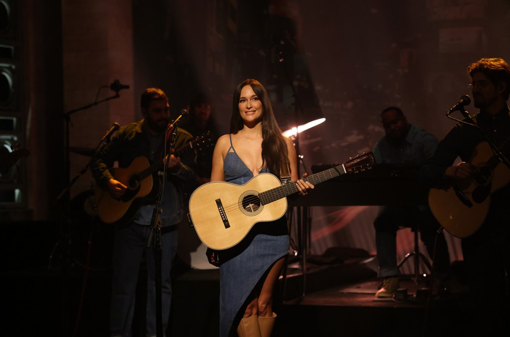 Kacey Musgraves Jumps on Denim Vest Trend While Dating Zach Bryan: Shop the Look