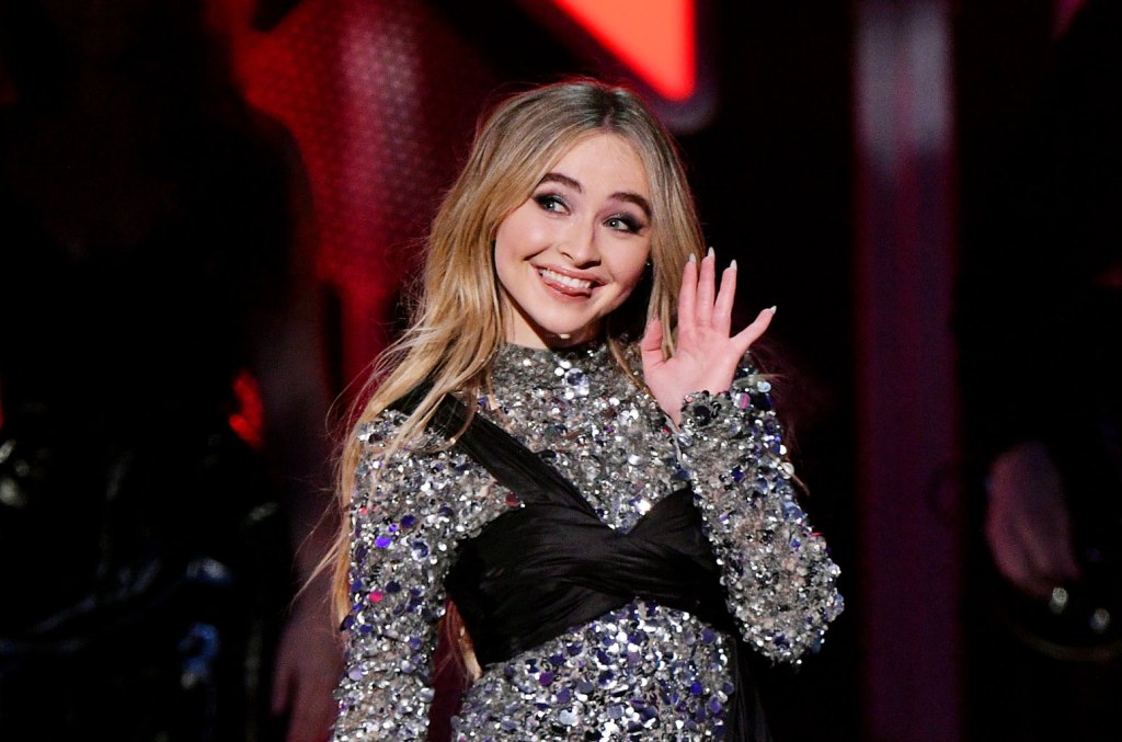 Sabrina Carpenter's Self-Showdown for UK No.1