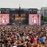 The Lollapalooza 2024 Main Stage will be fully powered by a hybrid battery system