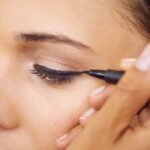 5 liquid eyeliners that will quickly complete your "Clean Girl" makeup look.