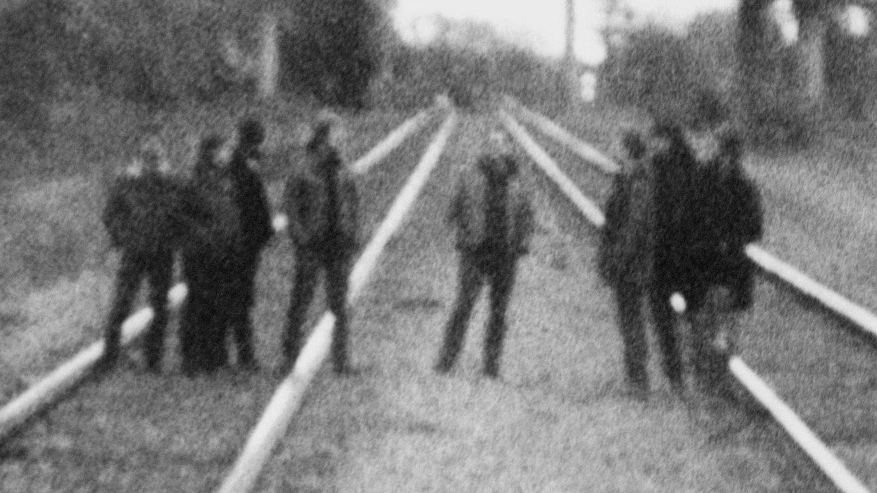 Godspeed You! Black Emperor Announces New Album "No Title As of 13 February 2024 28,340 Dead", Share Song: Listen