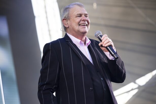 John Farnham's "You're The Voice" Gets Attention Kamala Harris Support Video