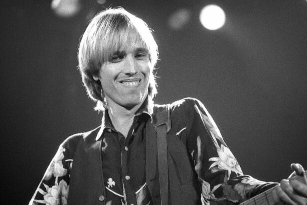 Tom Petty and the Heartbreakers' Long After Dark will be reissued with unreleased tracks