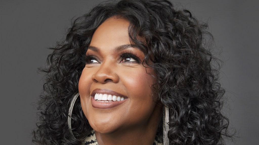 CeCe Winans Earns Fifth Gospel Airplay Chart No. 1 with "That's My King"