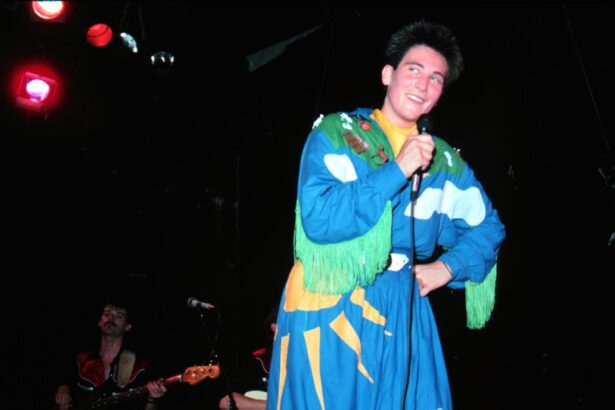 In Canada: kd lang to reunite with Original Band The Reclines for first time in 35 years