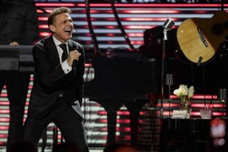 Luis Miguel now has the highest-grossing Latin tour of all time