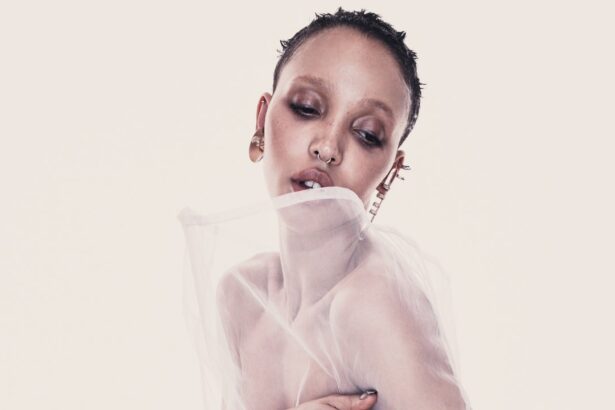 FKA twigs shares video for new song 'Perfect Stranger': Watch