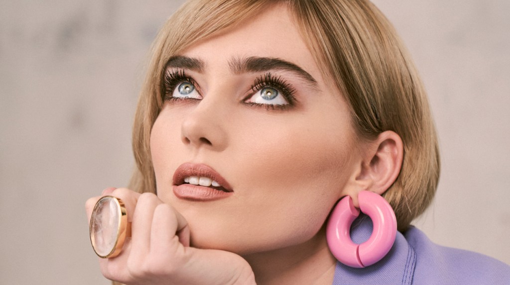 Meg Donnelly Signs Label Deal With Range Music