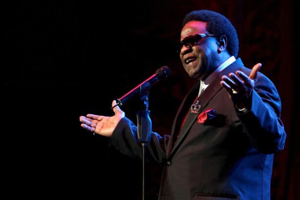 Al Green releases heartwarming cover of REM's 'Everybody Hurts'