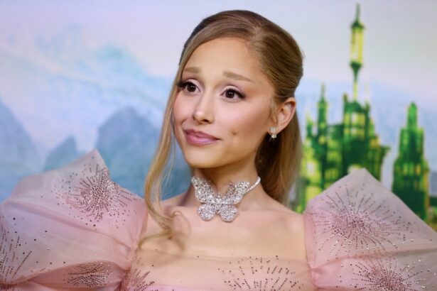 Ariana Grande Goes Full Glinda for 'Wicked' Sydney Premiere: See the Gorgeous Dress