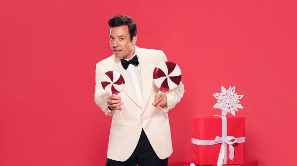 Jimmy Fallon Jingles Onto Billboard Charts With New Holiday Album 'Holiday Seasoning'