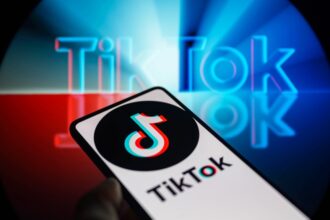 In Canada: TikTok fights to shut down business in Canada, plus L'histoire s'écrit sur Spotify